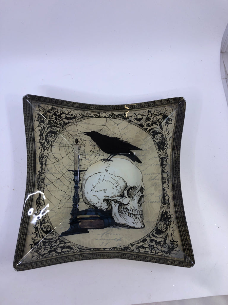 SKULL SHALLOW BOWL.