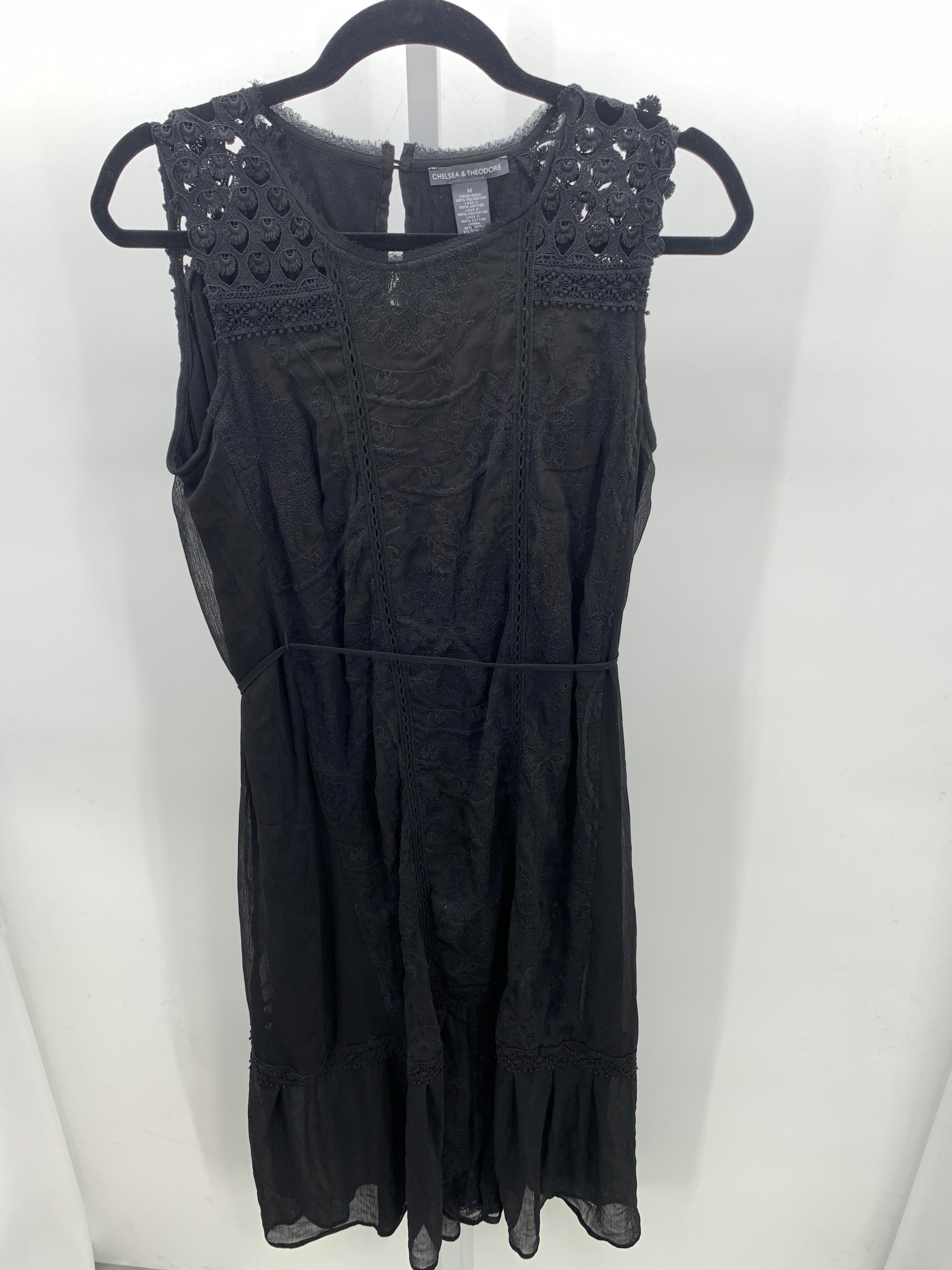 Size Medium Misses Sleeveless Dress