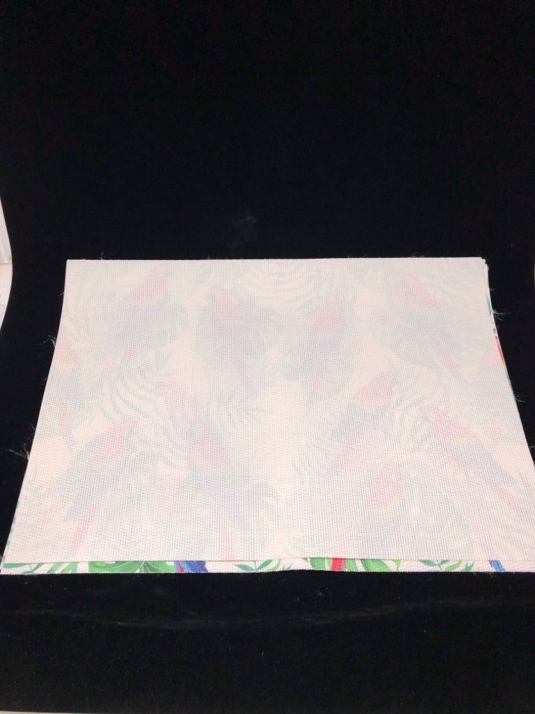 4 PARROT PLACEMATS.
