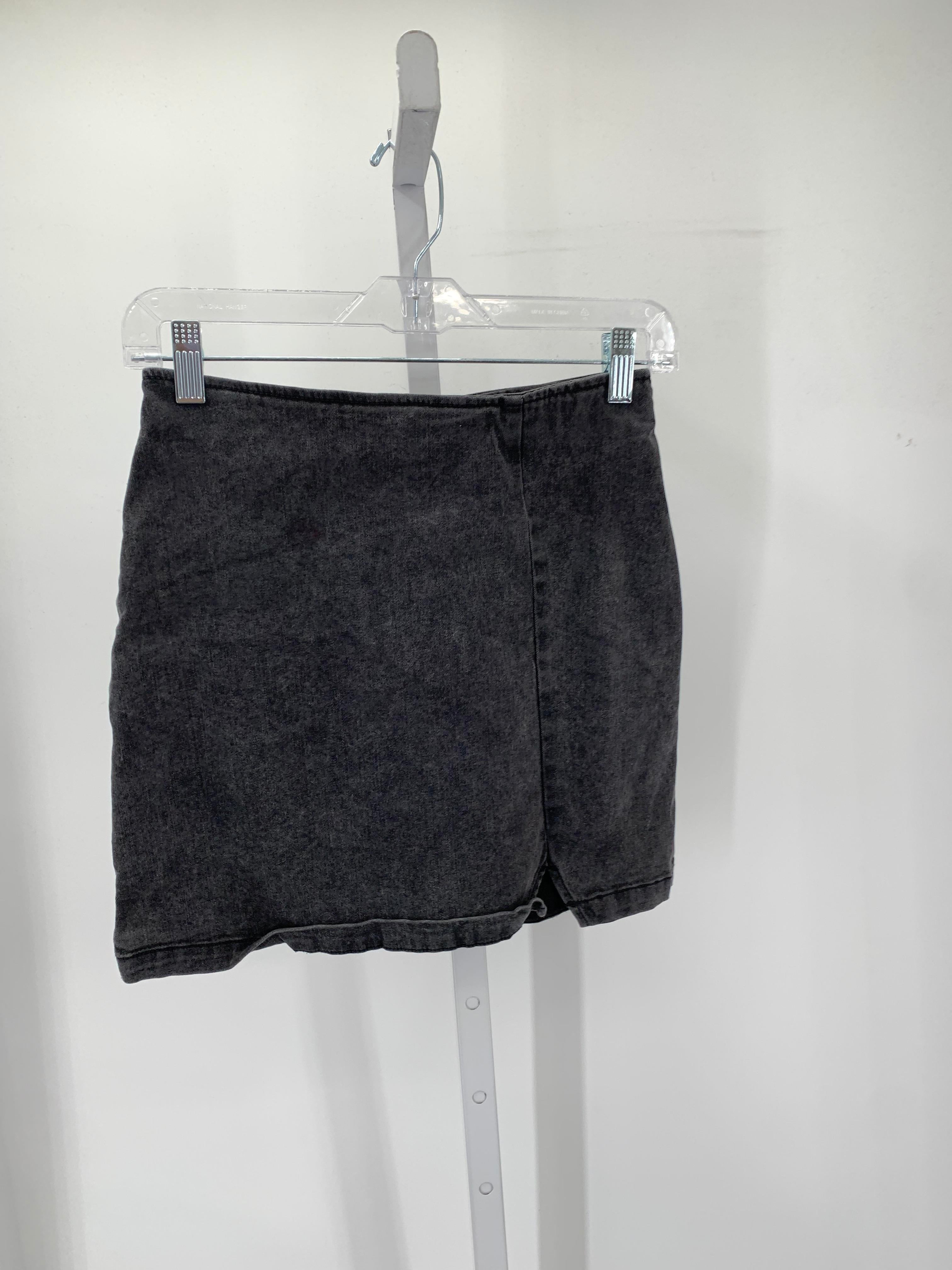 Wild Fable Size 4 Juniors Skirt
