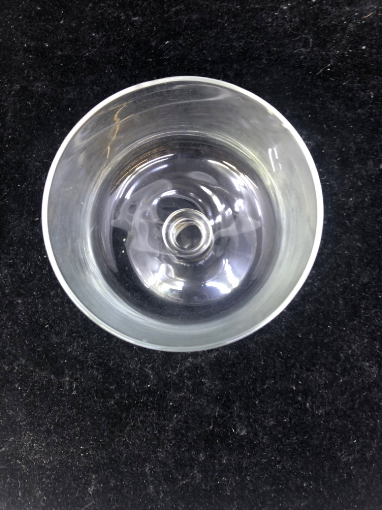 NIB 4 GLASS MINI TRIFLE BOWLS.