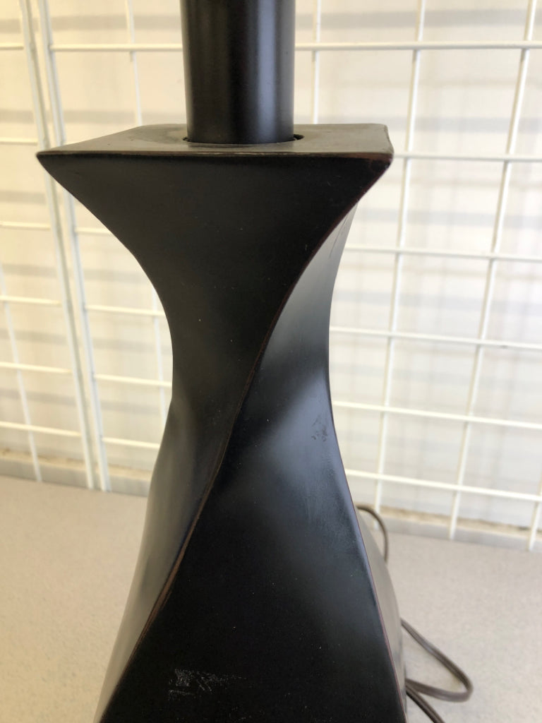 BLACK TWIST LAMP W/GLITTER LEAVES FABRIC SHADE.