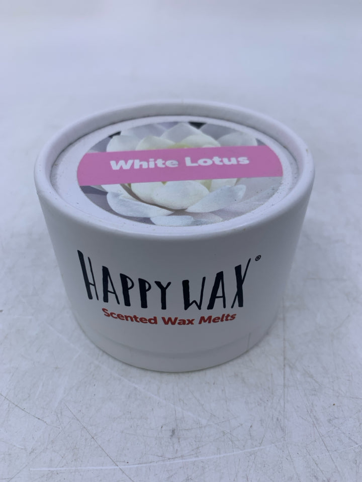 NIP WHITE LOTUS SCENTED WAX MELTS HAPPY WAX.