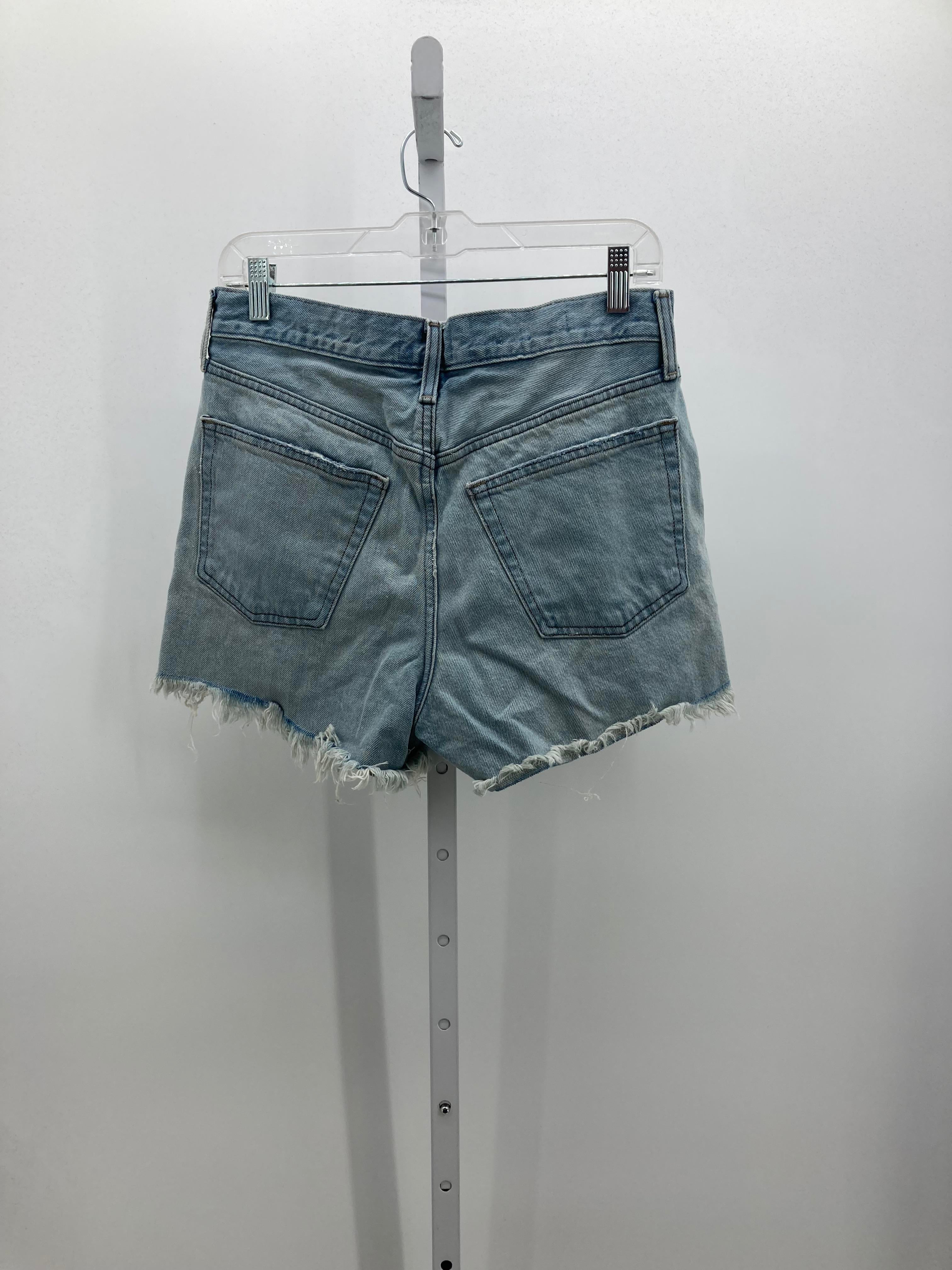 Universal Thread Size 4 Misses Shorts