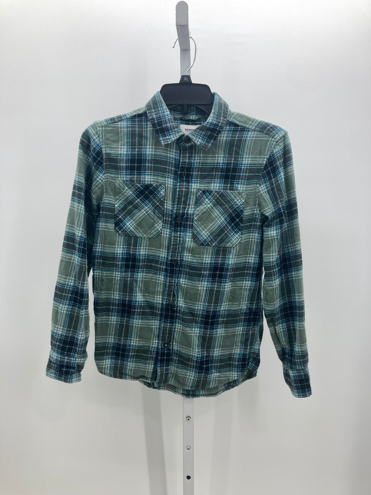 PLAID BTN DOWN