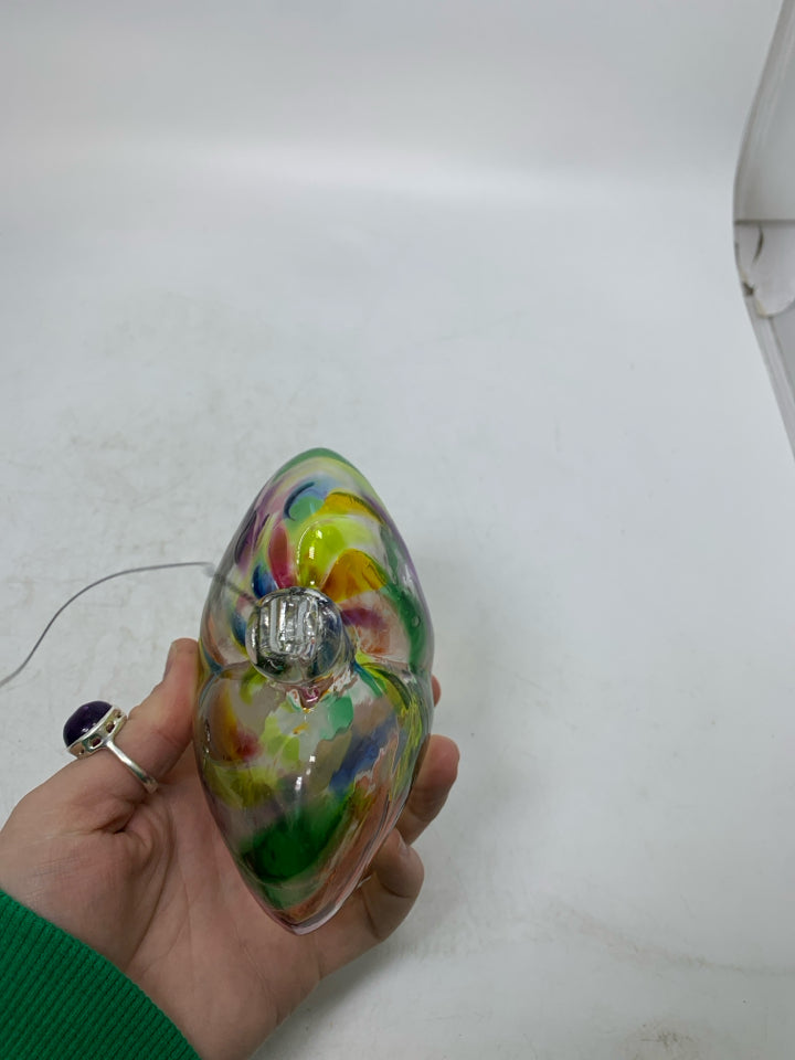 3D BLOWN GLASS RAINBOW HEART.