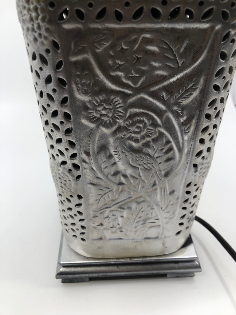 CERAMIC BASE LAMP PAINTED SILVER W/ EMBOSSED FLOWERS+BIRDS WHITE SHADE.