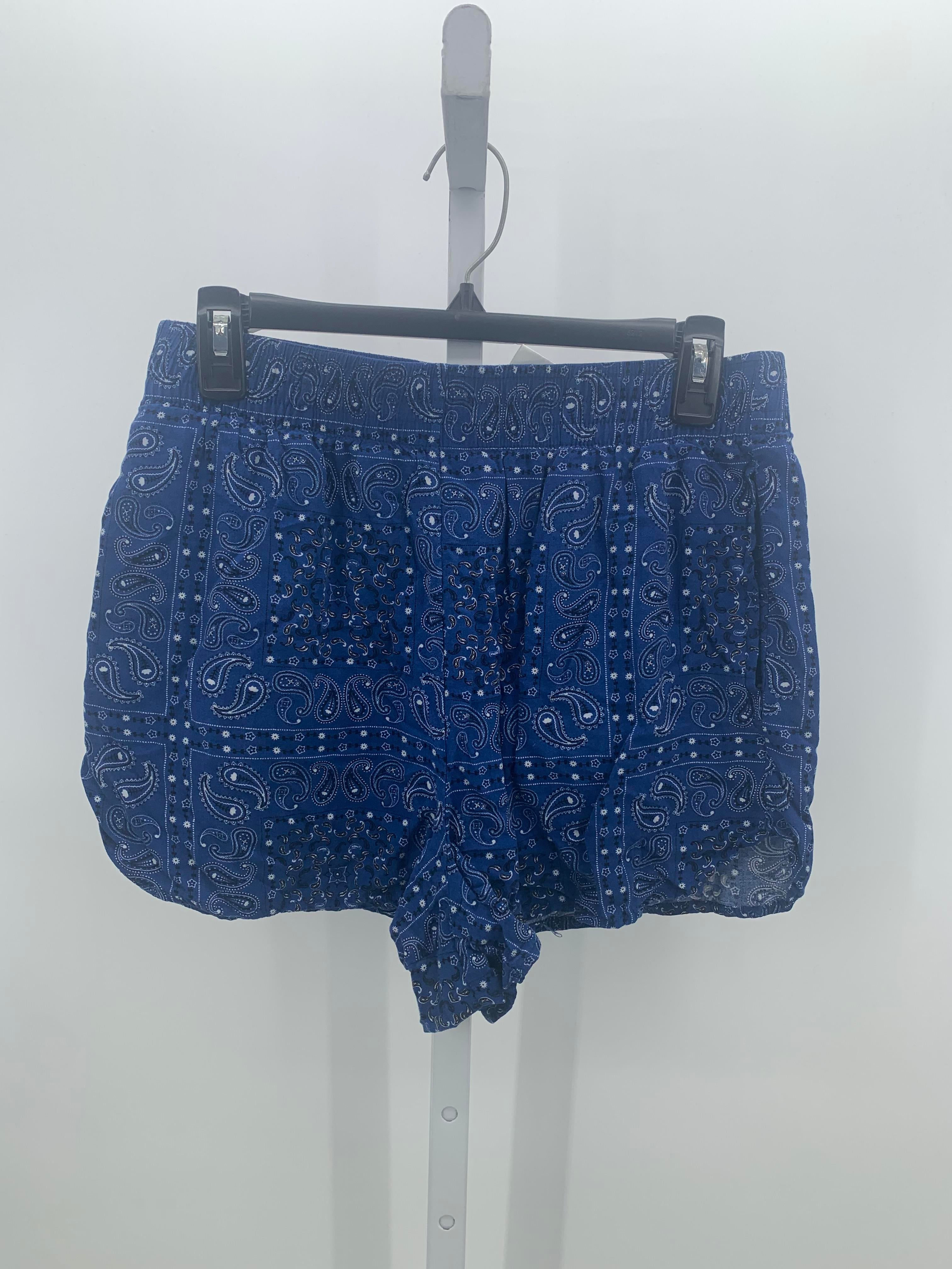 Size Medium Juniors Shorts
