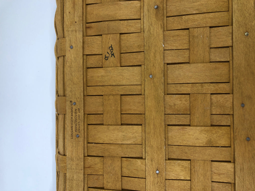 2002 RECTANGLE BASKET W WOOD BOTTOM AND HANDLES.