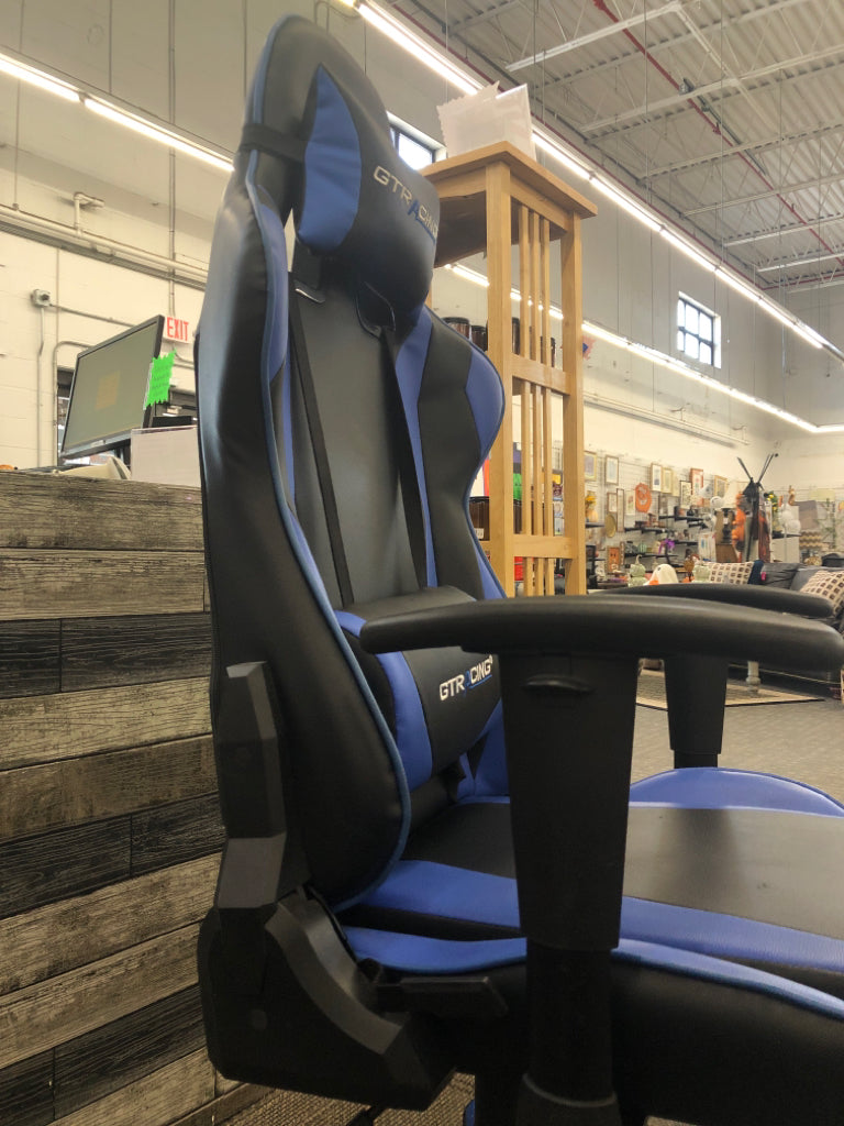 GT RACING GAMING CHAIR.