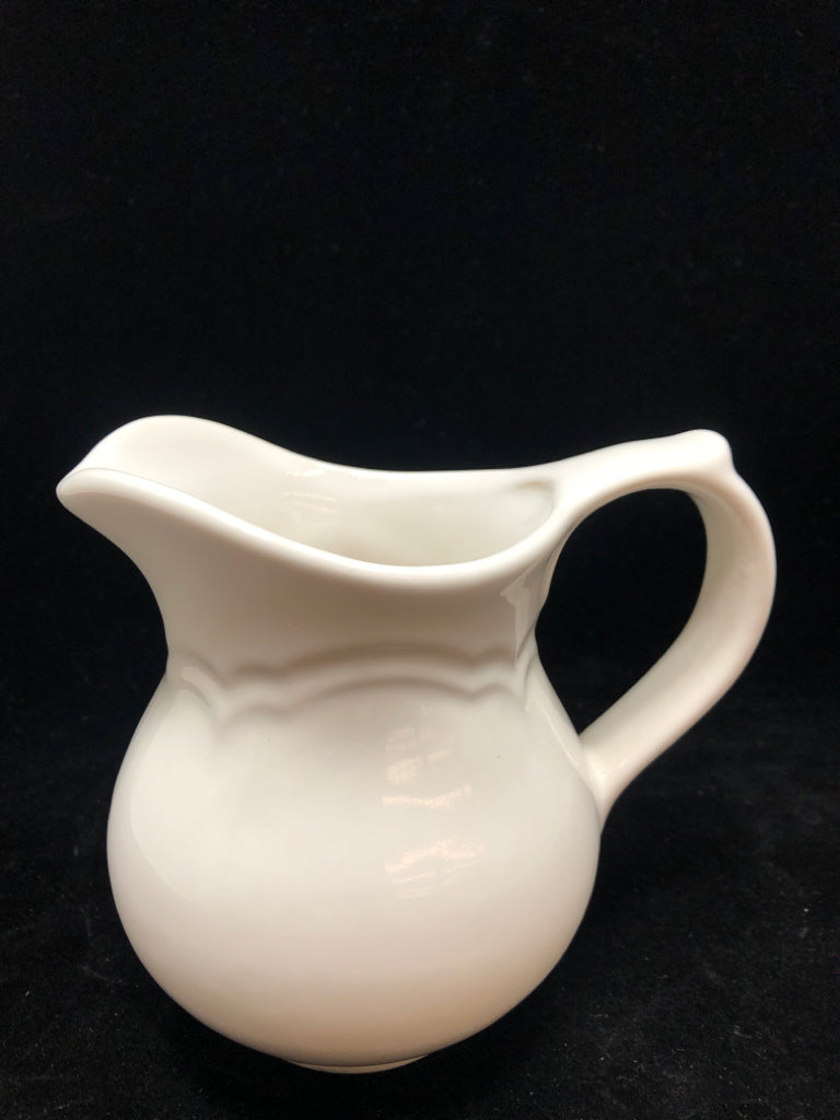 WHITE PFALTZGRAFF CERAMIC PITCHER.