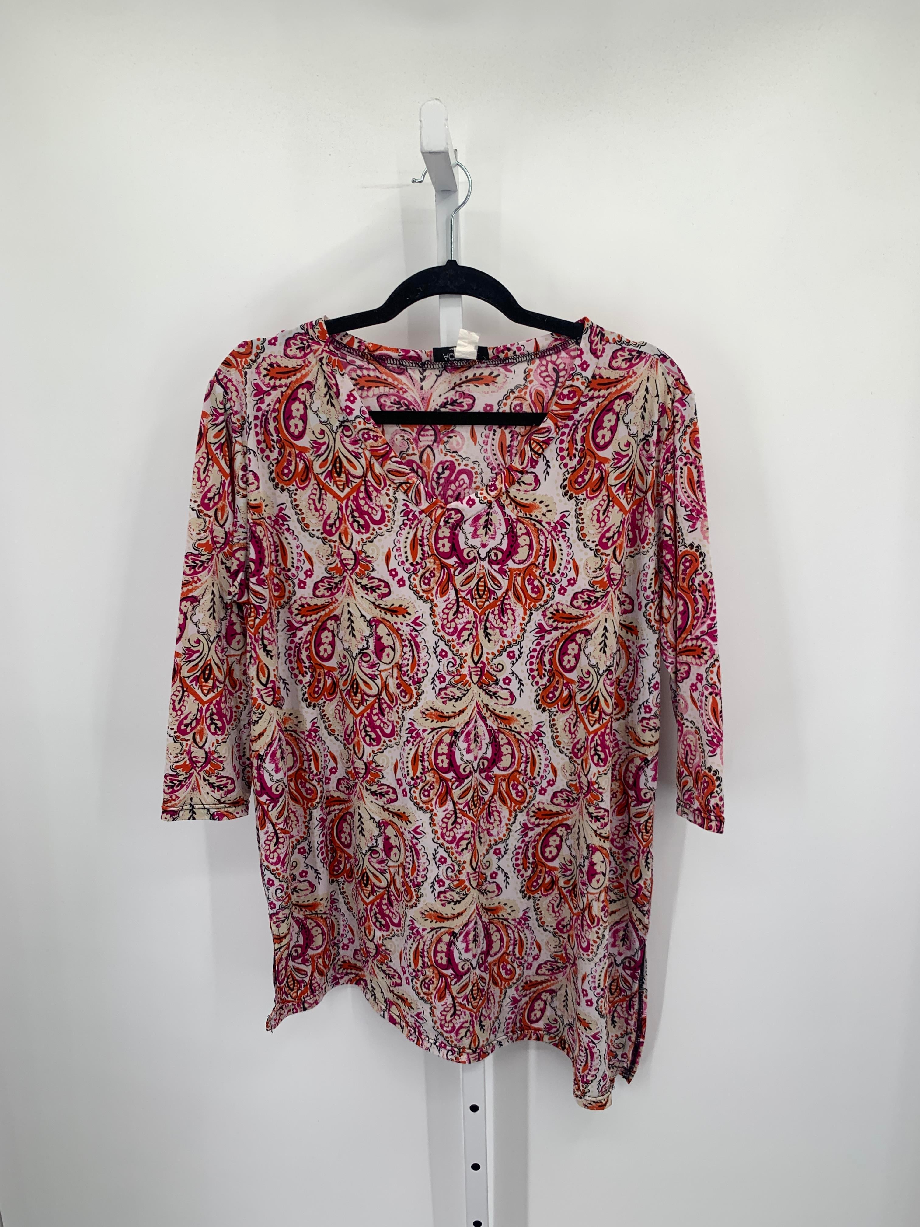 Size L/XL Misses 3/4 Sleeve Shirt