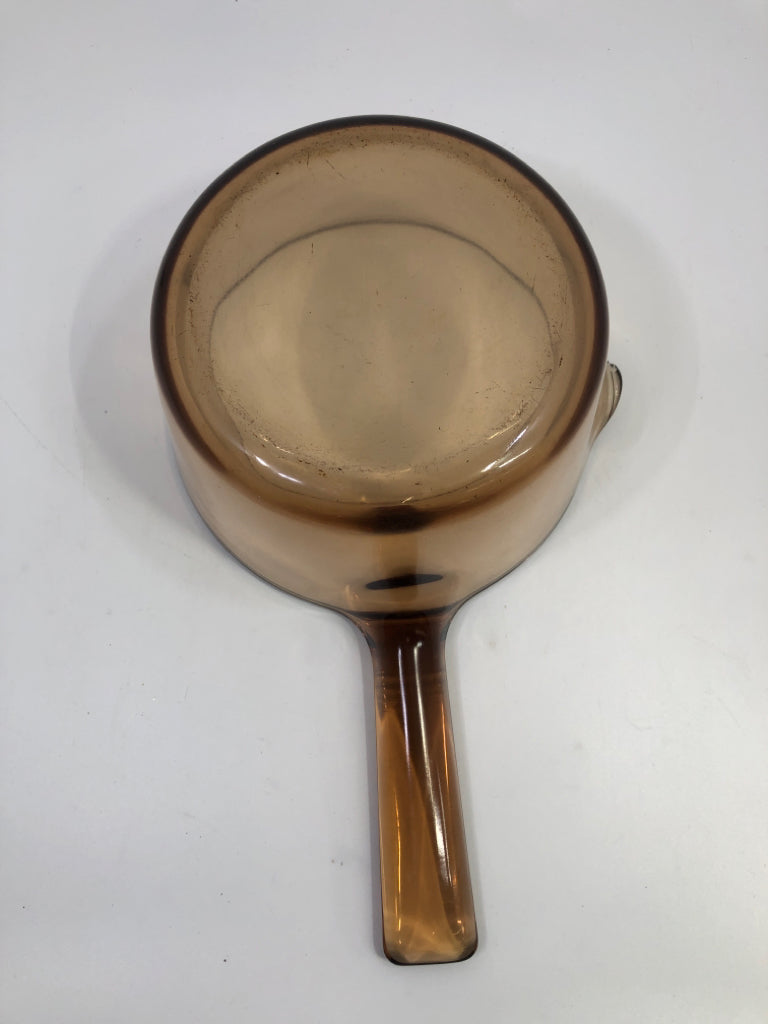 BROWN GLASS SAUCE PAN W/HANDLE.