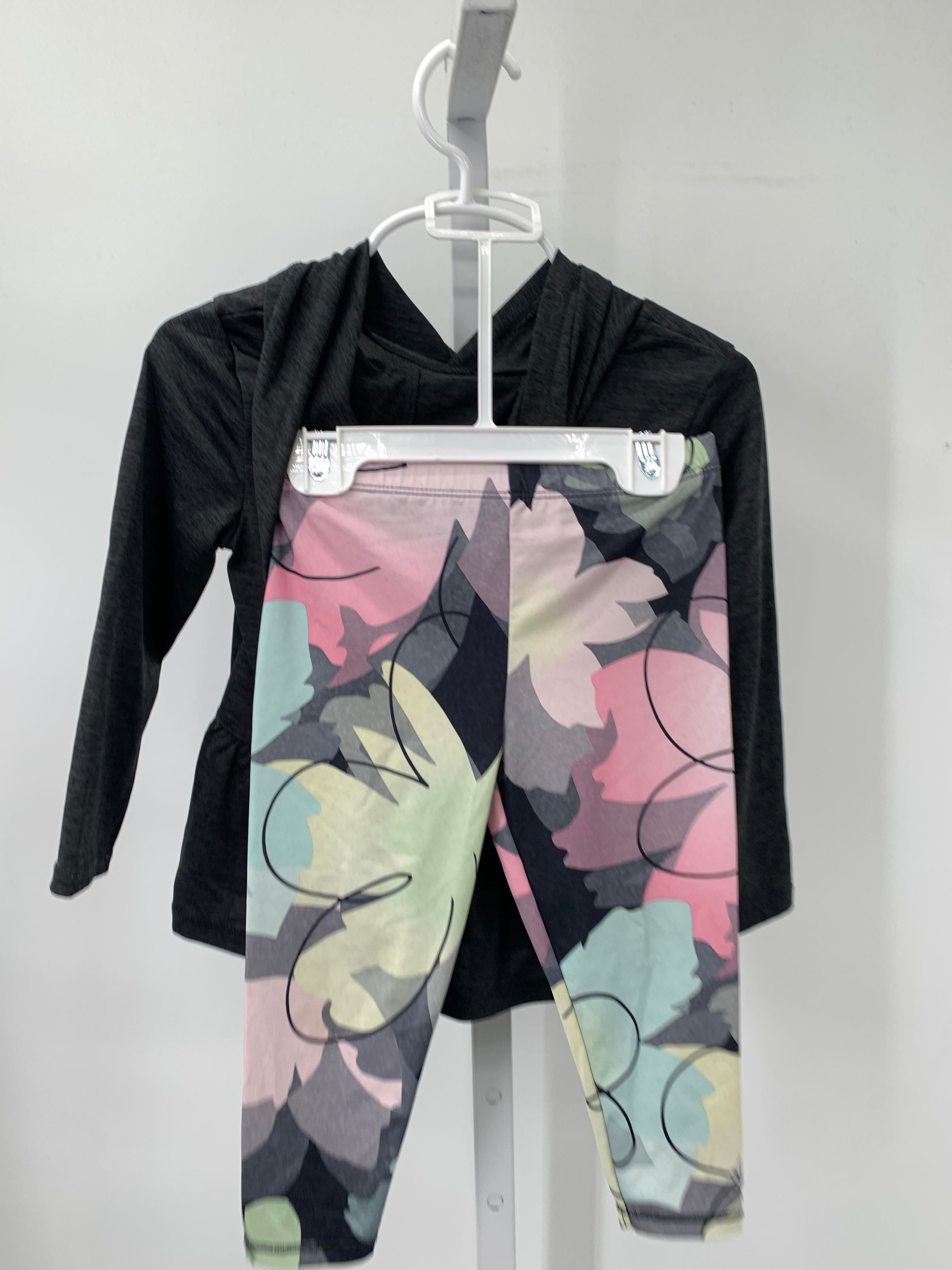 Adidas Size 2T Girls 2 Pieces