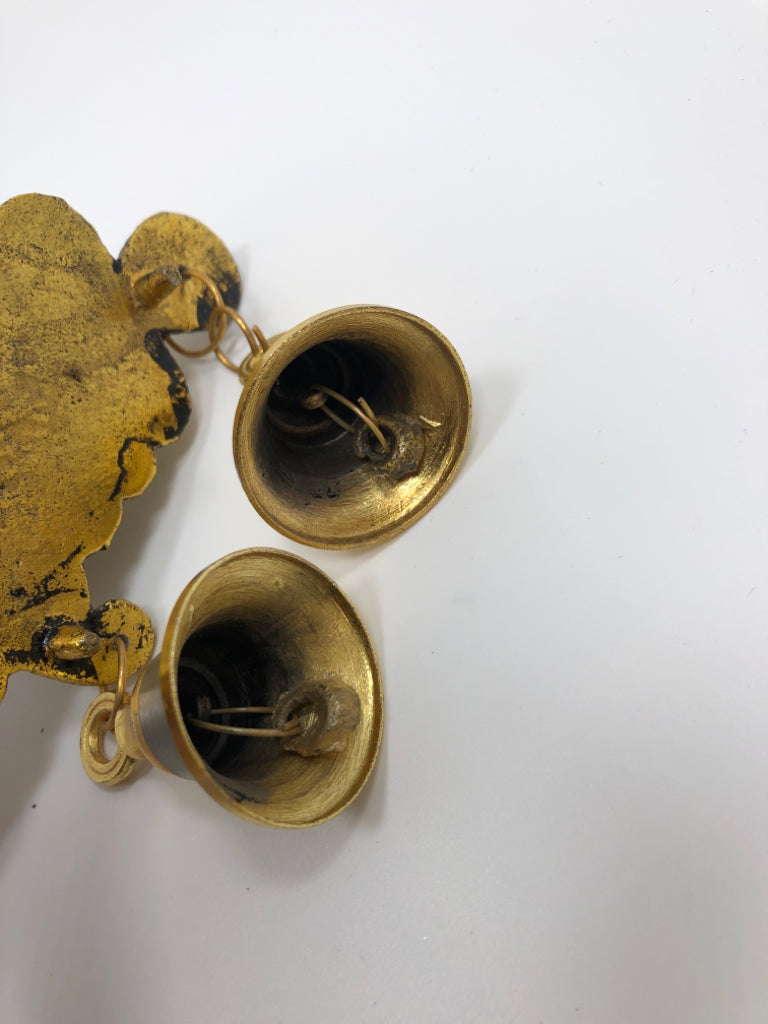 GOLD WALL CANDLE HOLDER W/BELLS.