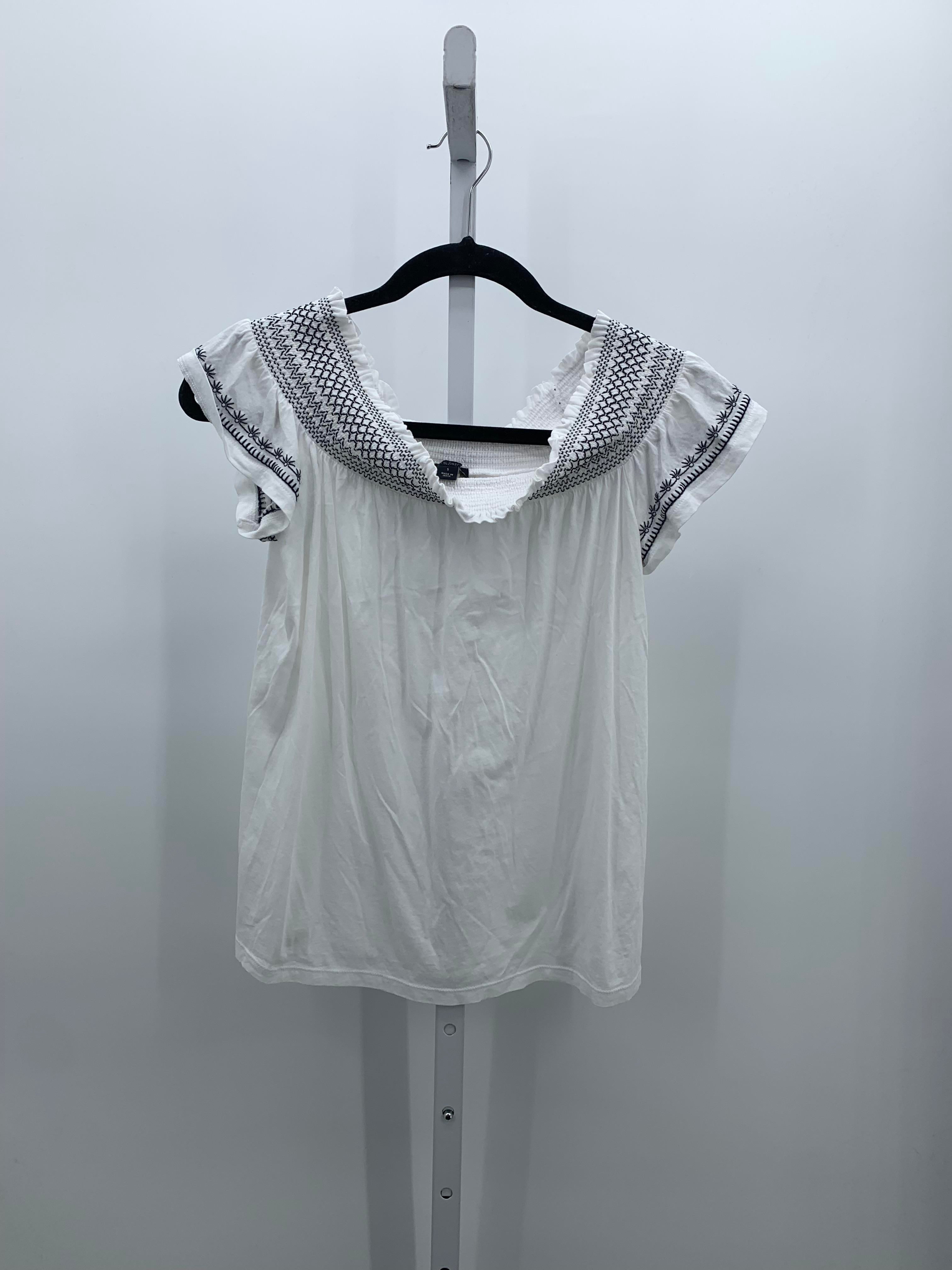 Ann Taylor Size Small Misses Short Sleeve Shirt