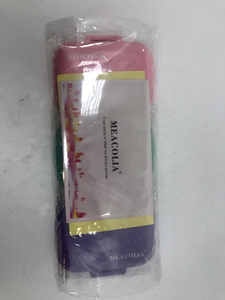 NIP TRAVEL PILL ORGANIZER.