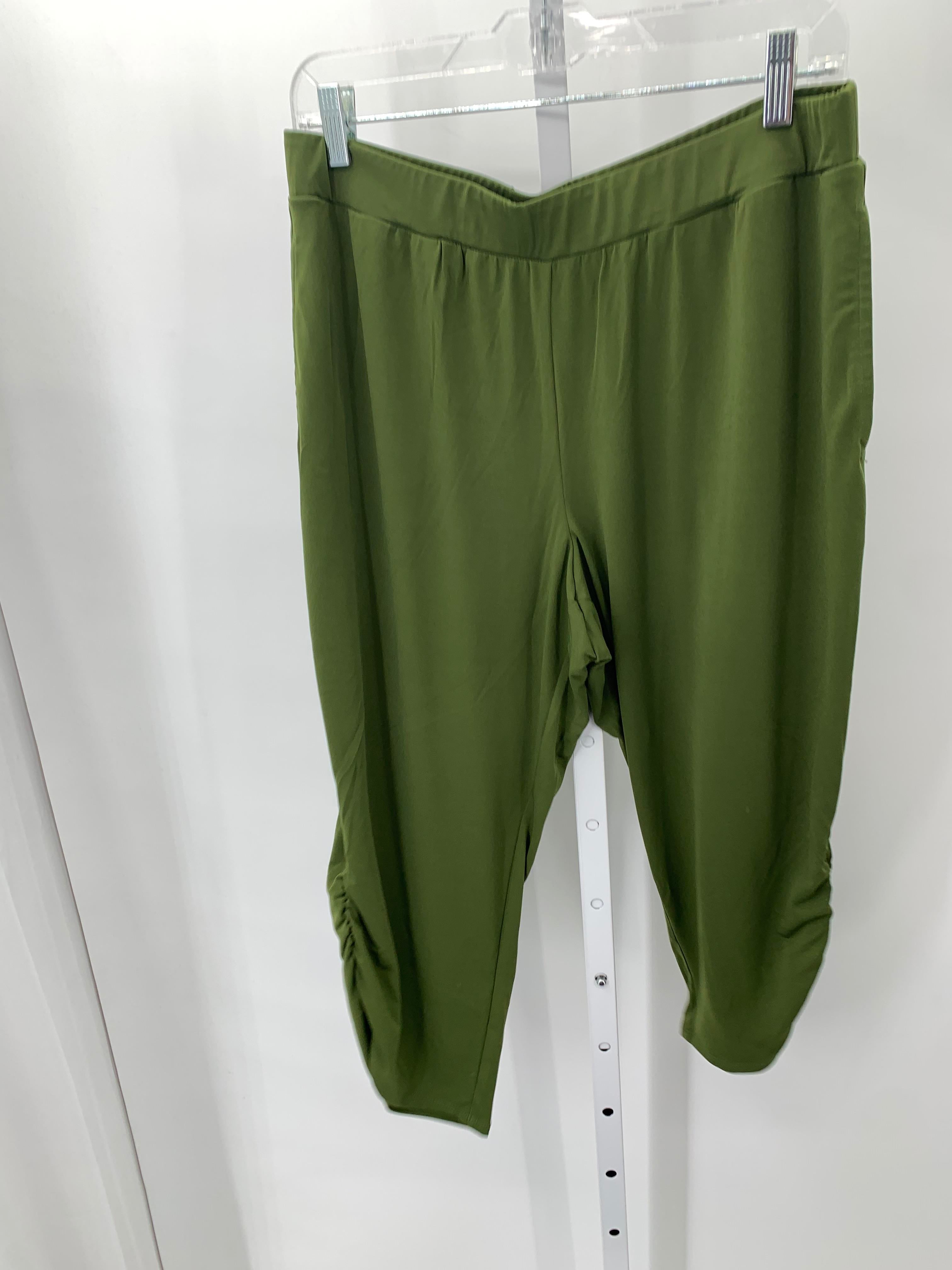 Susan Graver Size Medium Petite Petite Capri Pants