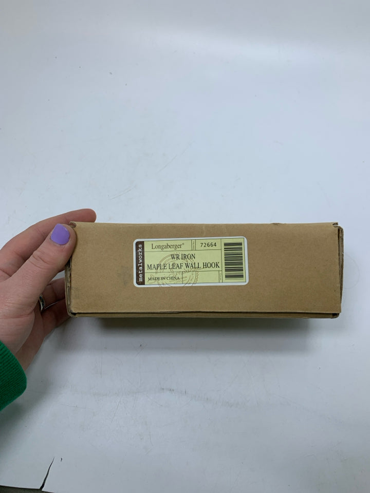 NIB WROUGHT IRON WALL HOOK MAPLE LEAF #72664.