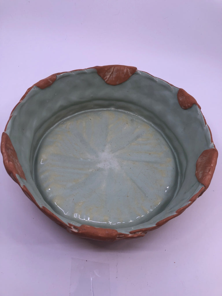TERRA COTTA LEAF SHALLOW PLANTER.