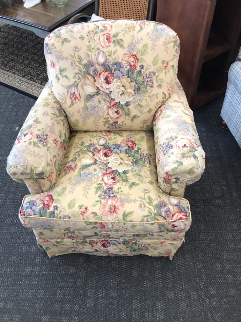 FLORAL SWIVEL ROCKER.