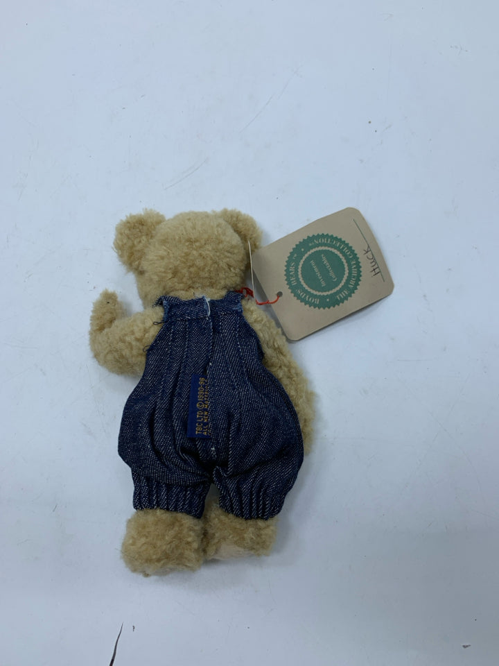 SMALL LIGHT BROWN BEAR W/ OVERALLS BOYDS BEAR.