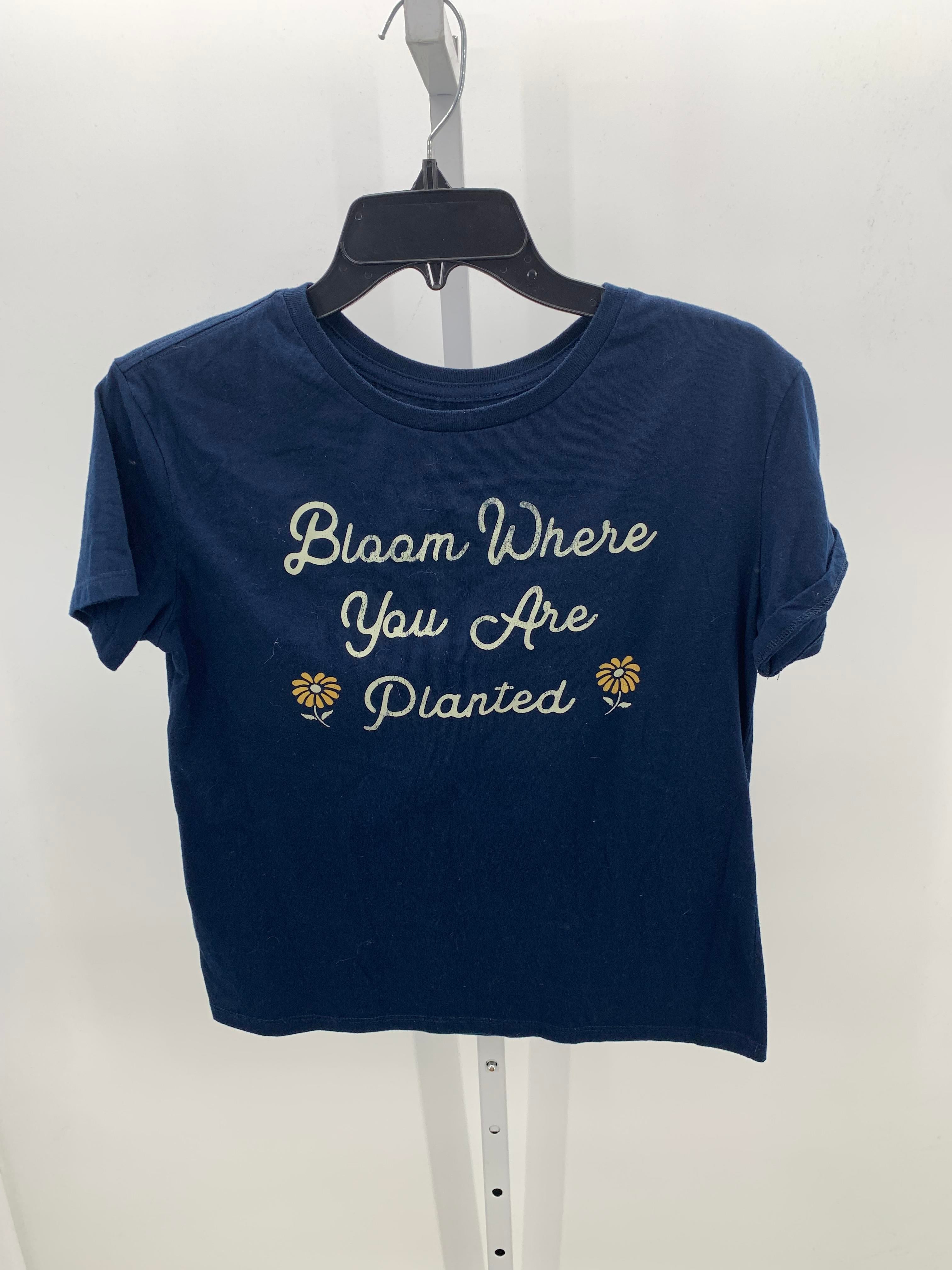 Fifth Sun Size Medium Juniors Short Sleeve Shirt