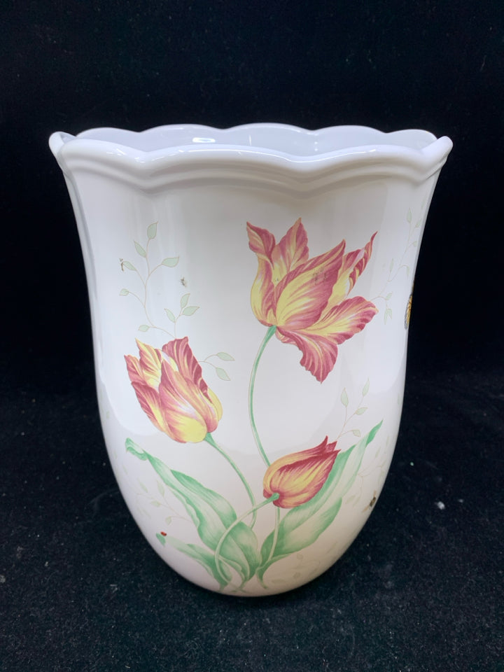 WHITE CERAMIC VASE SCALLOP EDGE PINK/BLUE FLOWER PATTERN.