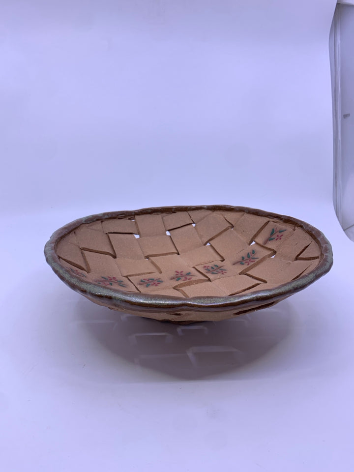 WOVEN POTTERY BASKET RED/GREEN/BROWN BRANCH BOWL.