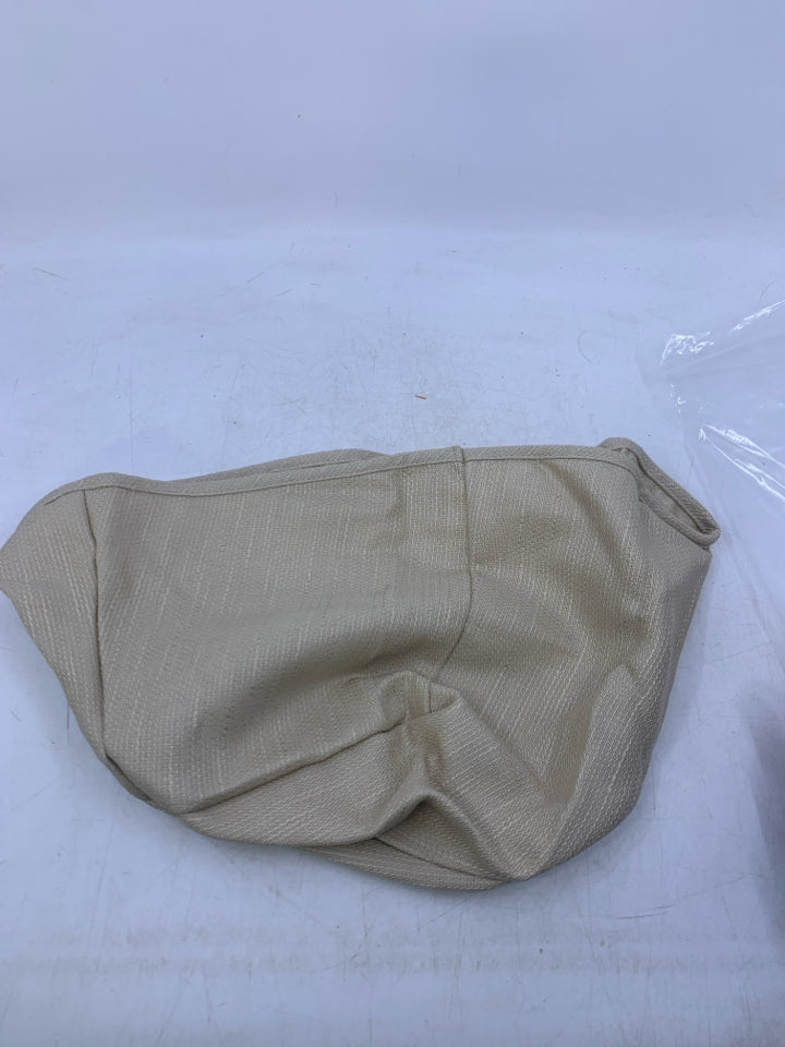 BEIGE CARD KEEPER LINER IN BAG.