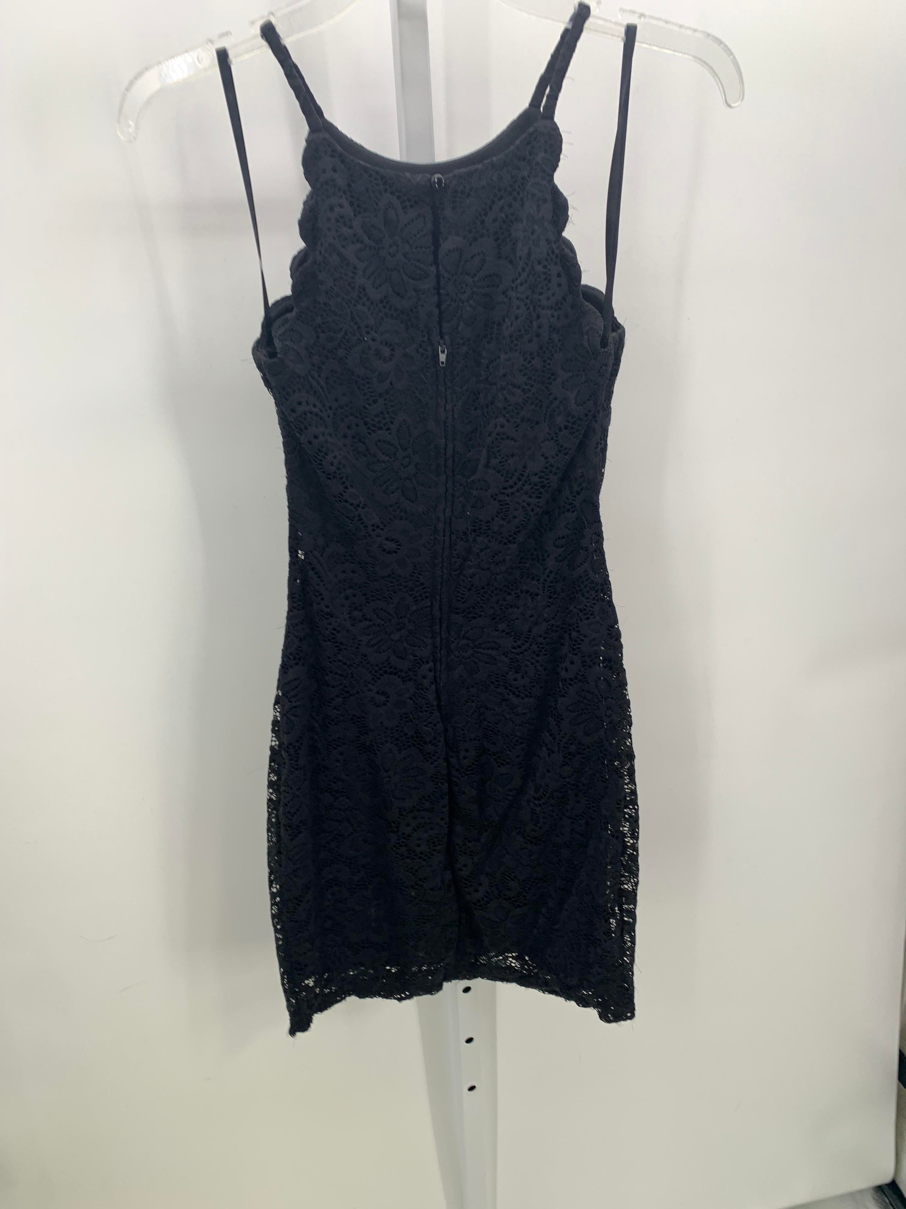 By & By Size 0 Juniors Sleeveless Dress