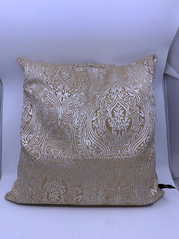 TAN WHITE SCROLL SQUARE PILLOW.