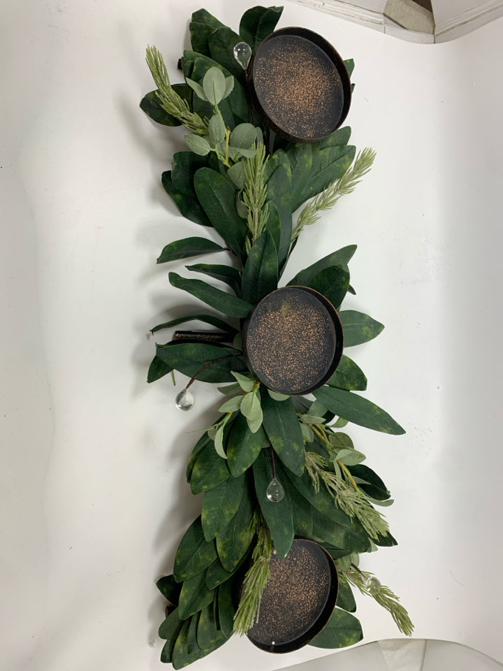 3-SPOT GREENERY & TEARDROP CANDLE HOLDER.