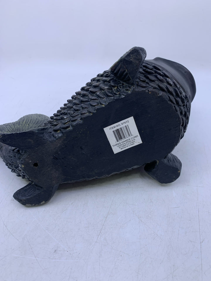 RESIN FISH LAYING DOWN.