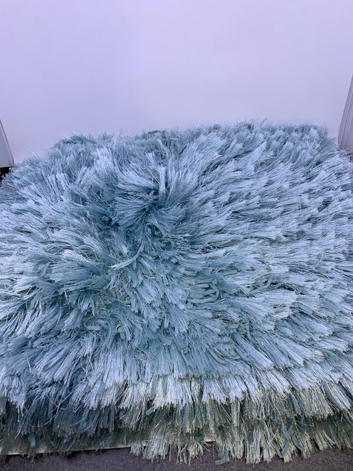 AQUA FUZZY ACCENT RUG