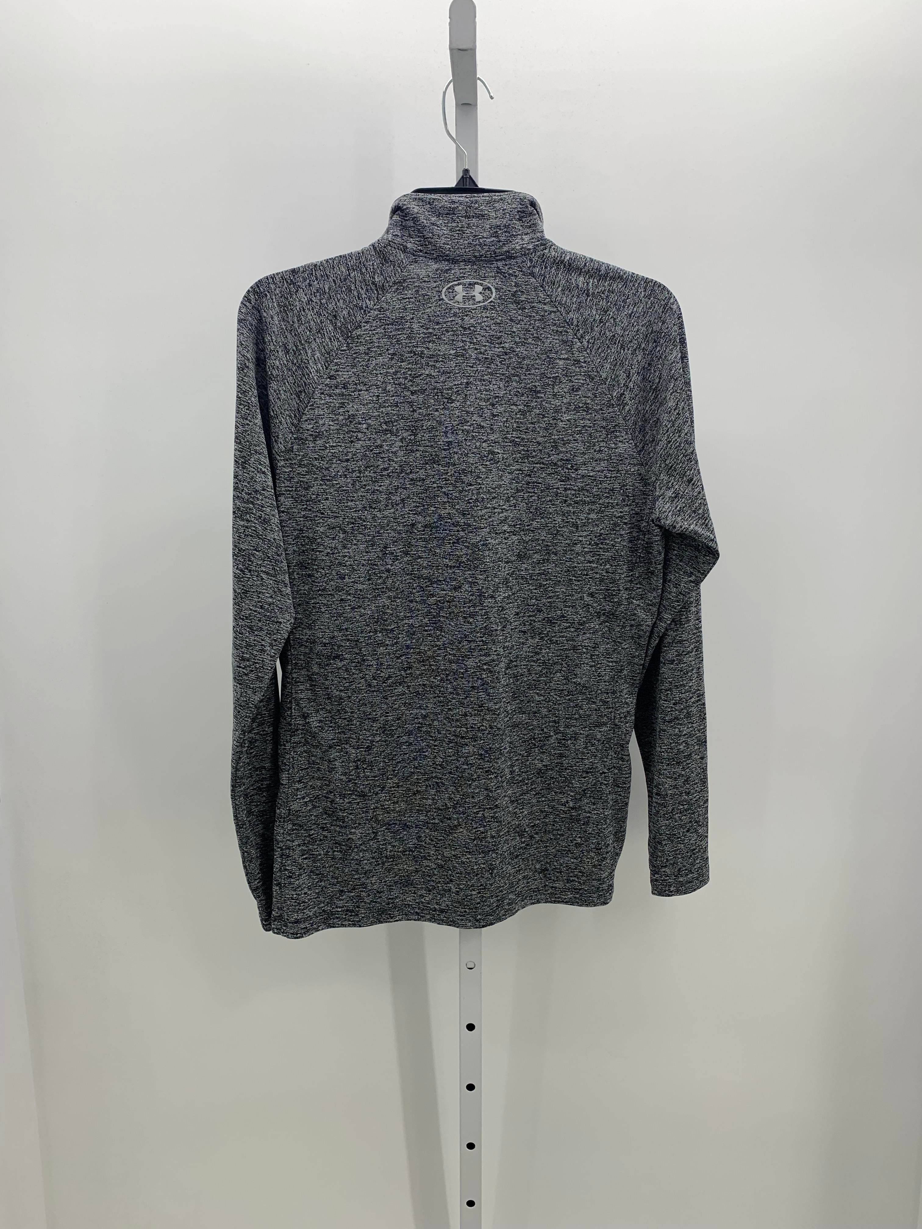 Under Armour Size Extra Large Misses Long Sleeve Shirt