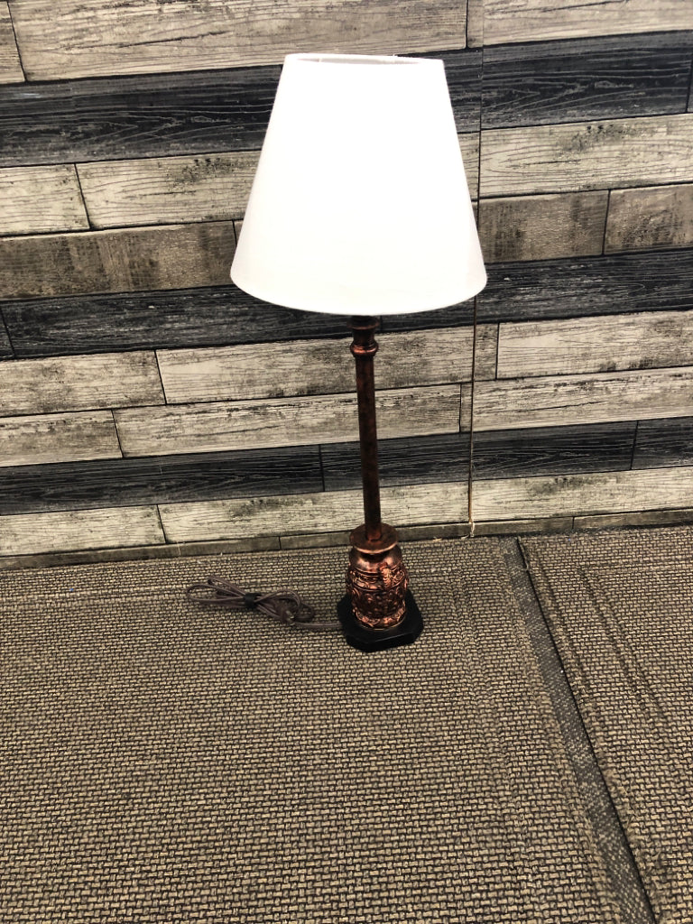 RED DISTRESSED URN STYLE PENCIL LAMP W WHITE SHADE.