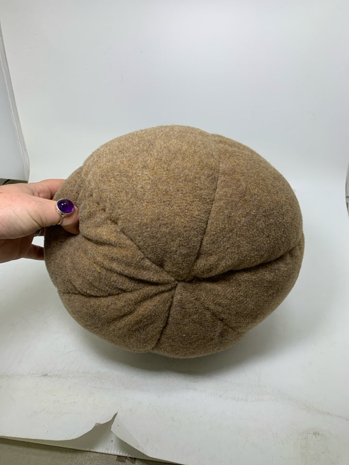 BROWN FELT PUMPKIN.