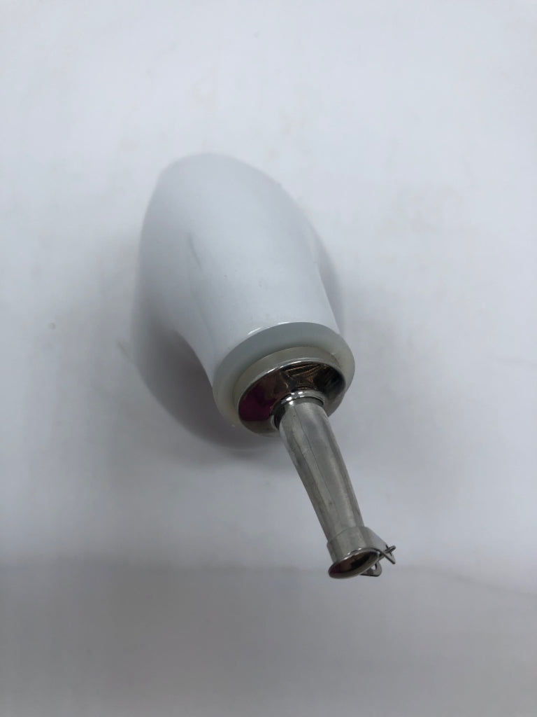 CERAMIC OIL DISPENSER.