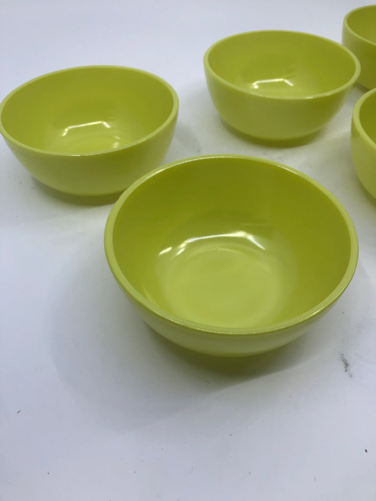 5 VTG GREEN BOWLS.