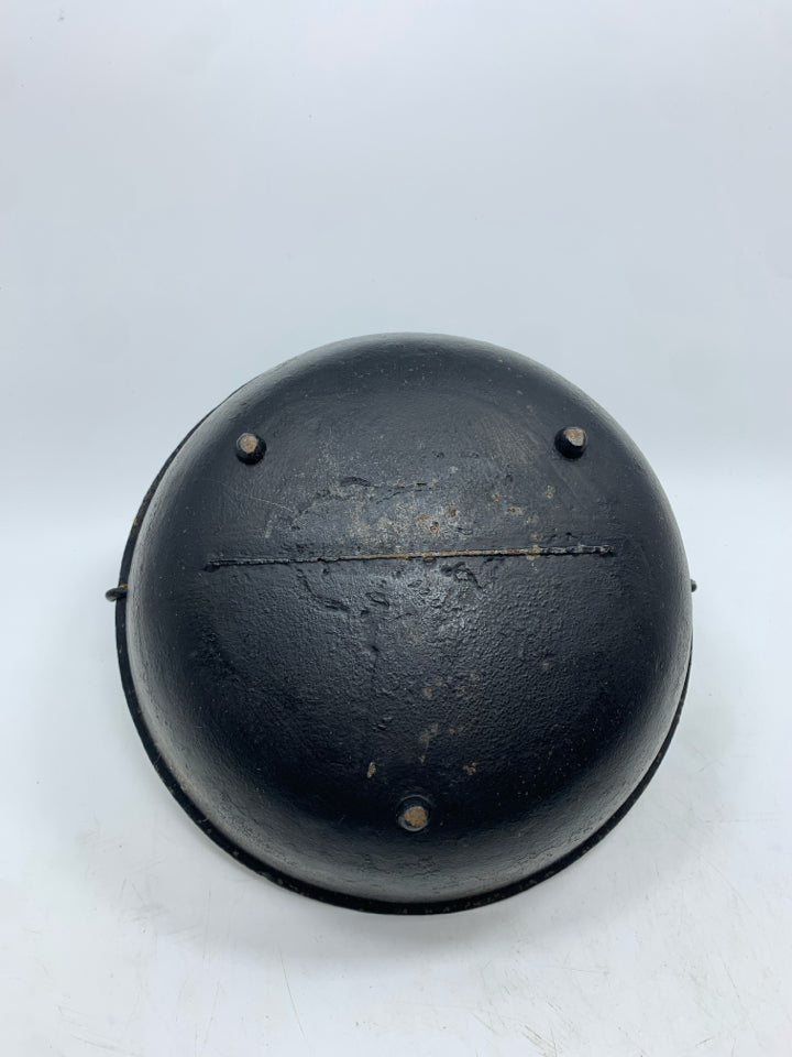 VTG METAL SCOTCH BOWL W/HANDLE.