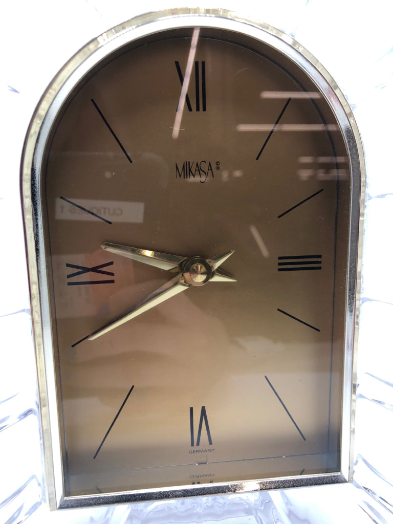 STANDING MIKASA CRYSTAL CLOCK.