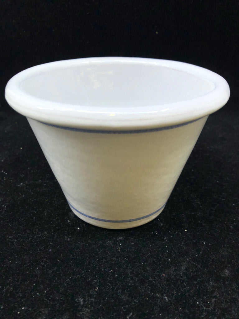 SMALL POTTERY PLANTER W/ BLUE PLUMS.