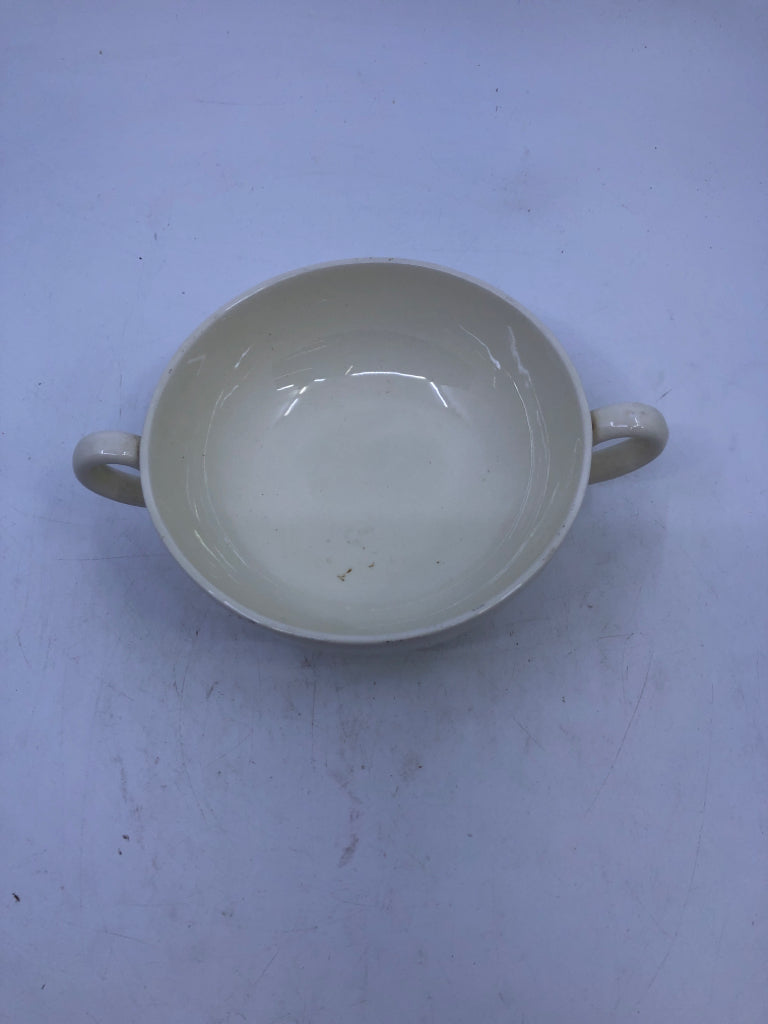 VTG FOOTED SMALL WEDGWOOD TRINKET DISH HANDLES.