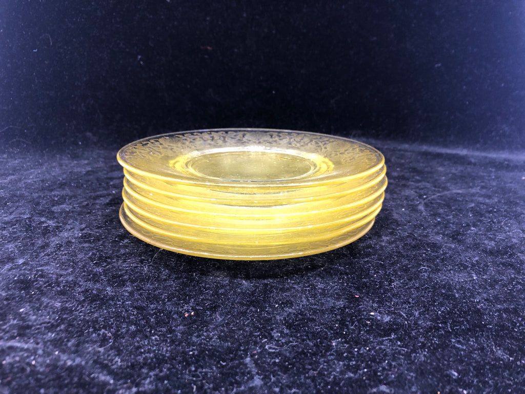 6 VTG YELLOW DEPRESSION GLASS SNACK PLATES.