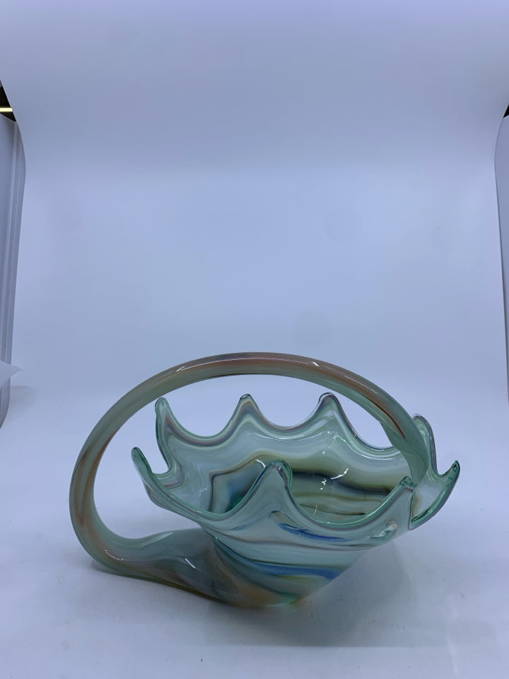 BLOWN GLASS MINT GREEN W/ MULTI COLORED DETAIL HORN SHAPE BASKET.