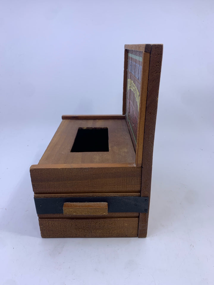 PRIMITIVE WOOD DYER SHEET HOLDER.