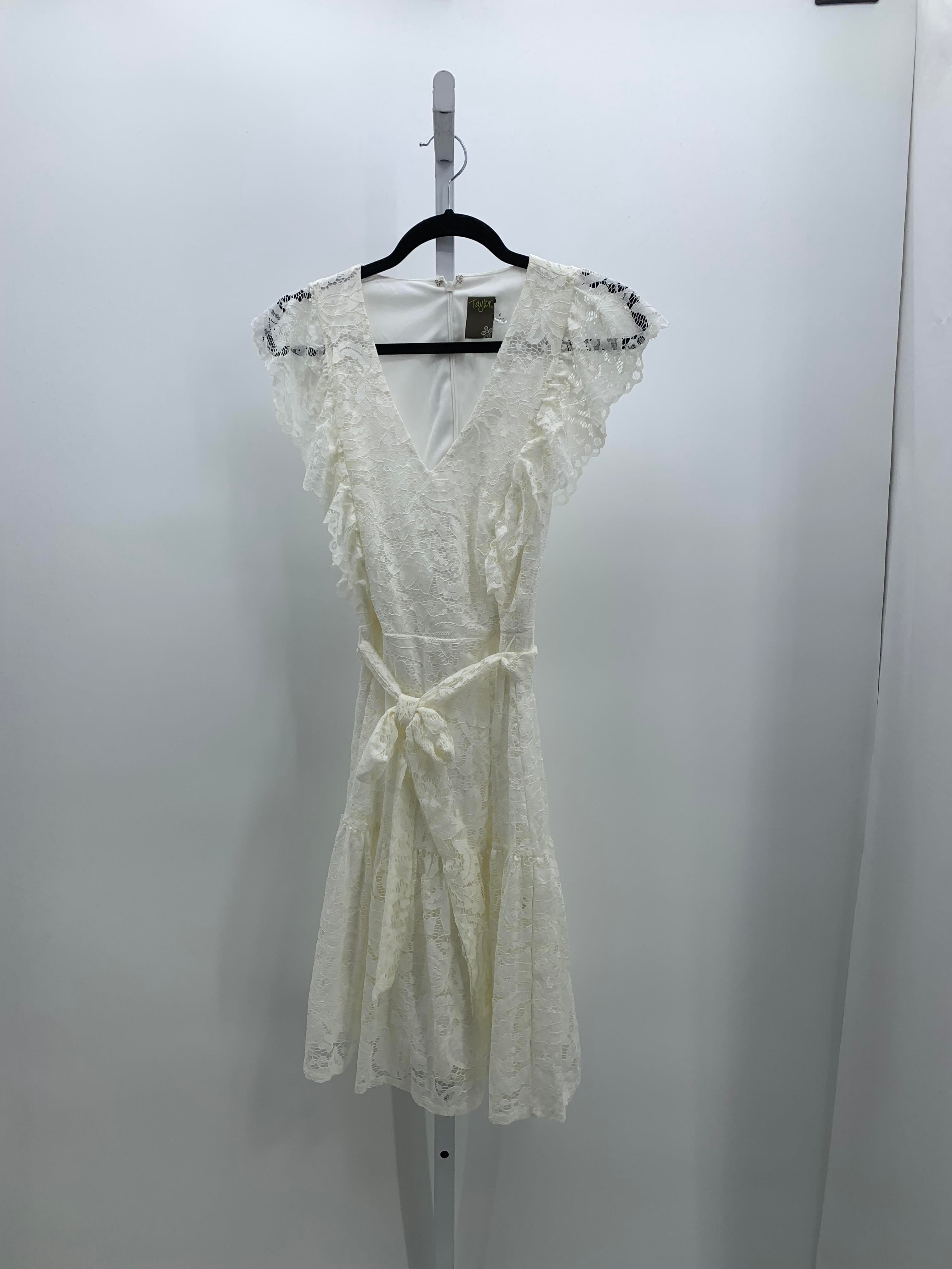 Size 6 Misses Short Sleeve Dress
