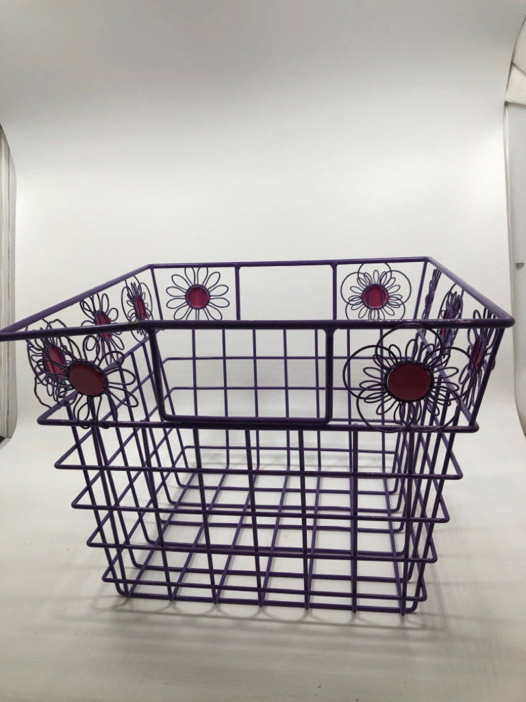 PURPLE WIRE BASKET W/WIRE FLOWERS.