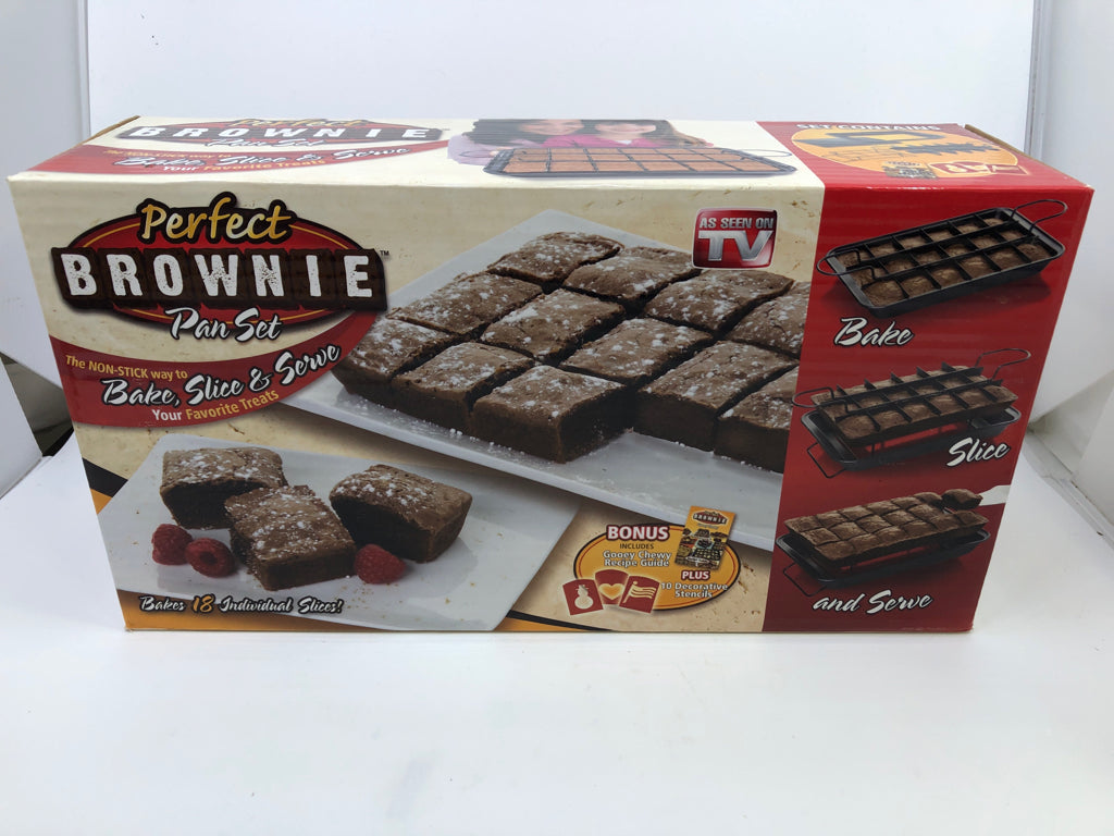 NIB BROWNIE PAN.